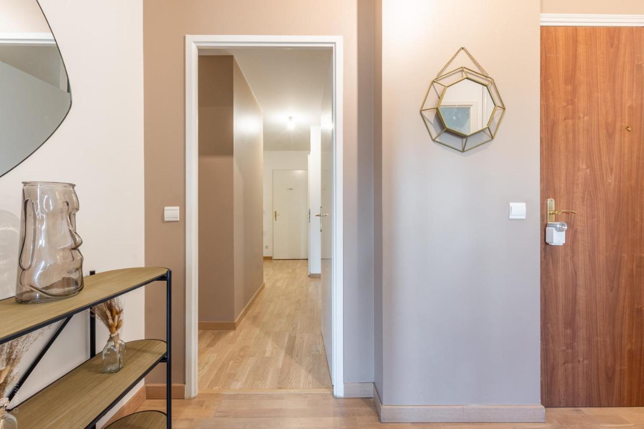 Luxe Flat For 7 - Fairytale Factory Appartement Bussy-Saint-Georges Buitenkant foto